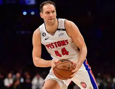 米兰体育官方网站-NBA常规赛清晨再迎强敌，克里夫兰骑士队长鼓劲，主帅态度——管理层满意，医务组通报恢复