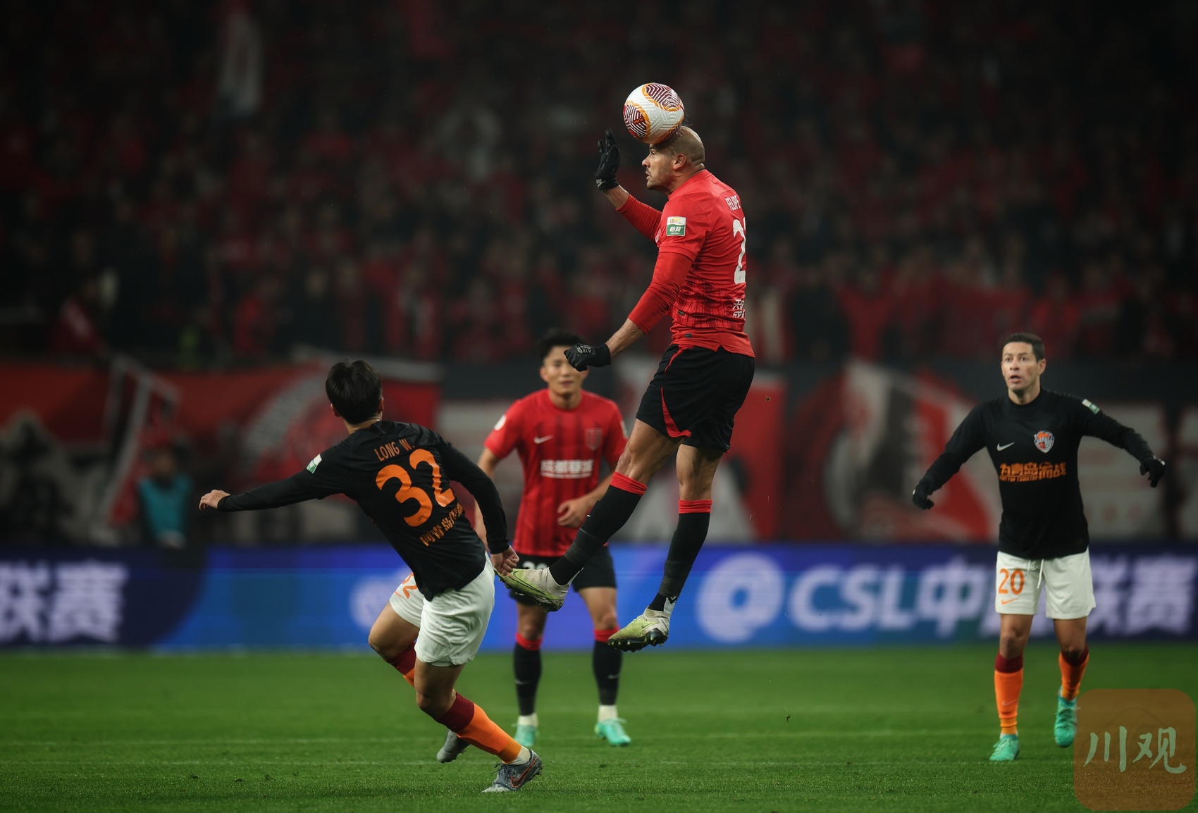 国际比赛日社区盾焦点战，成都蓉城防线松动，态度坚定，资深球员宣示担当