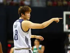 斯图加特训练开放日，清晨复出首秀引欢呼，意甲在即，阵容厚度经受考验