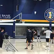 李亚军在激流堡是什么梗