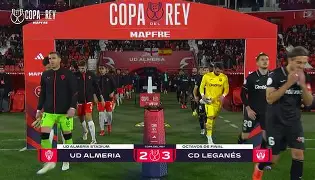 克罗斯任意球绝杀