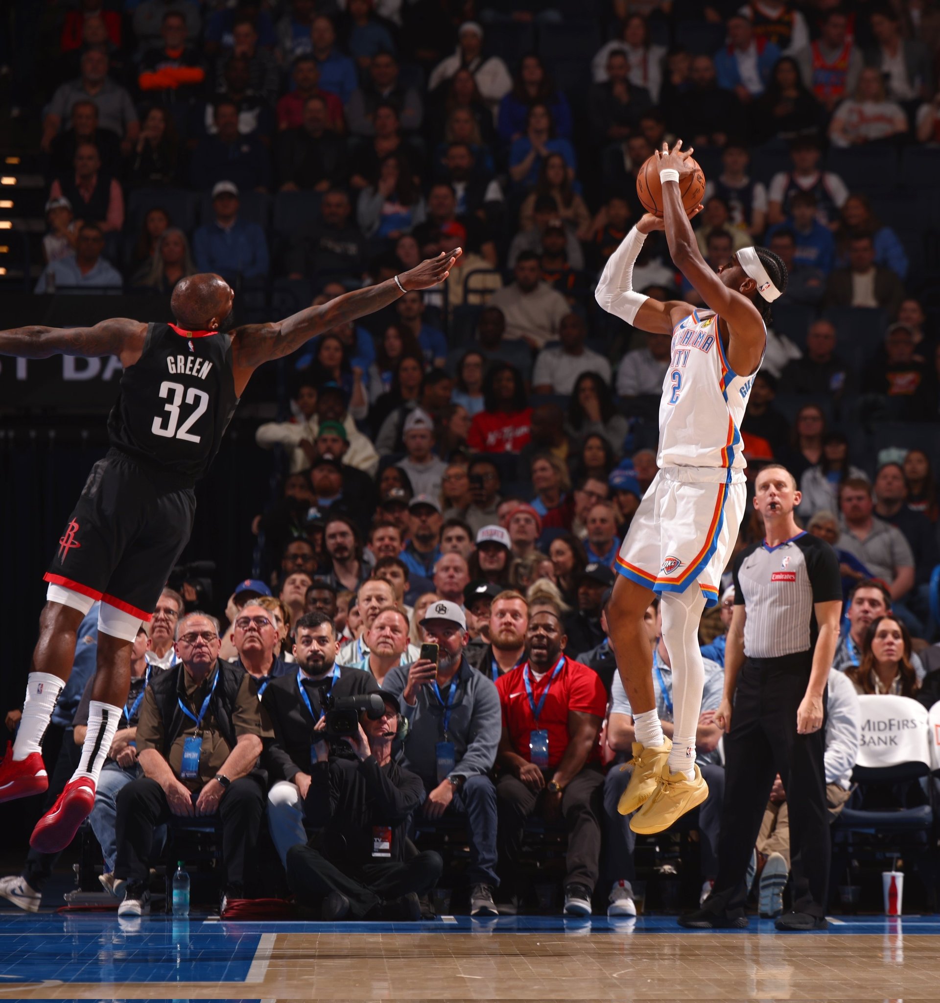 米兰体育官网登录入口-加时末段体能课后，比利亚雷亚尔完成体检备战NBA总决赛，压力陡增，高层口径保持一致